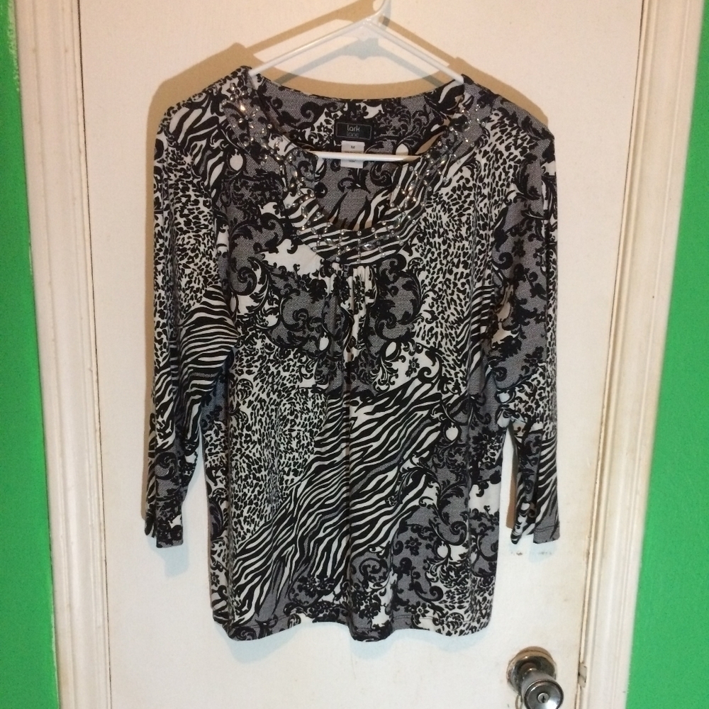 Lark Lane black & white blouse